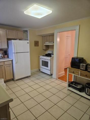 18 Sherman Avenue Morris NJ 07950