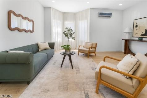 437 Bramhall Avenue Jersey City NJ 07304