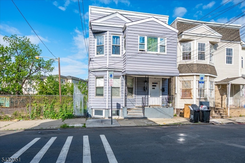 37 Blum Street Newark NJ 07103