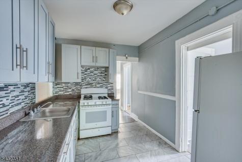 37 Blum Street Newark NJ 07103