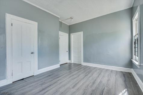 37 Blum Street Newark NJ 07103