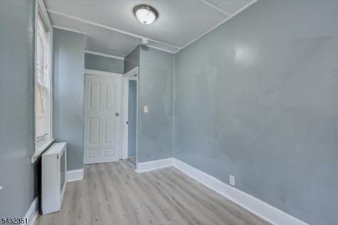 37 Blum Street Newark NJ 07103