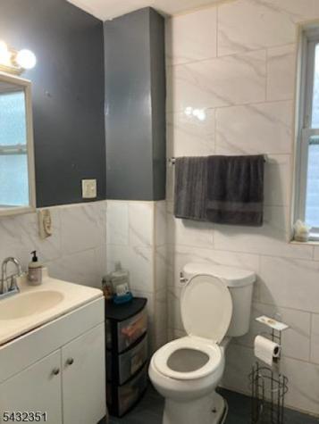 37 Blum Street Newark NJ 07103