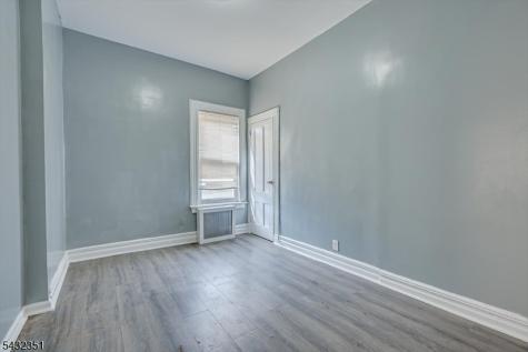 37 Blum Street Newark NJ 07103