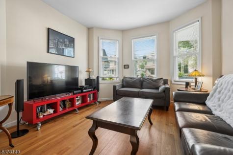 68 Llewellyn Avenue Bloomfield NJ 07003