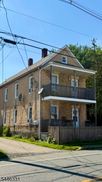 1027 3RD Avenue Alpha NJ 08865