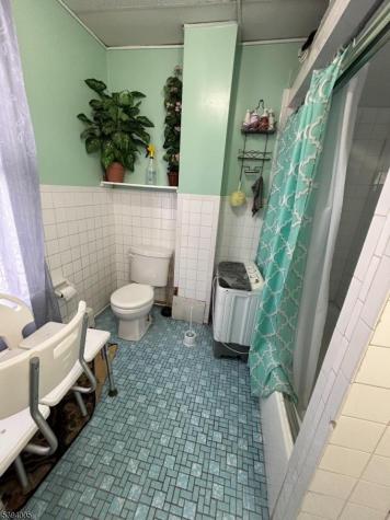 564 River Street Paterson NJ 07524