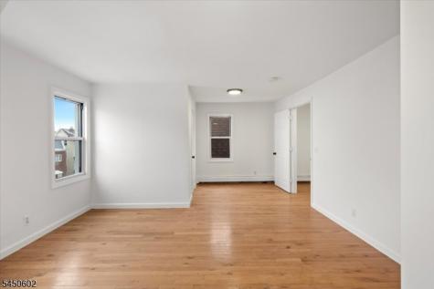 533 S Clinton Street East Orange NJ 07018