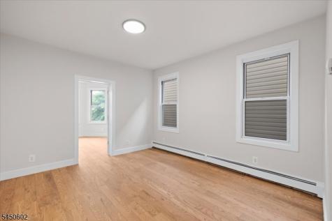 533 S Clinton Street East Orange NJ 07018