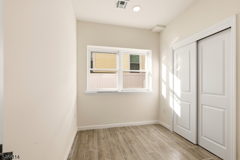 64 Lyons Avenue Newark NJ 07112