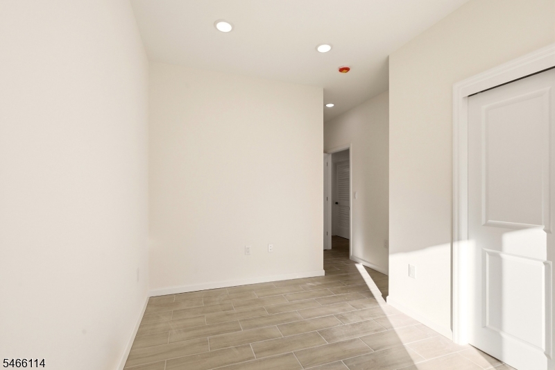 64 Lyons Avenue Newark NJ 07112