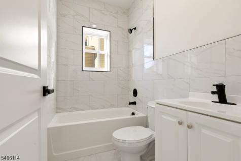 64 Lyons Avenue Newark NJ 07112