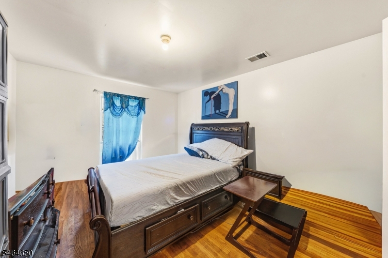 39 Wainwright Street Newark NJ 07112