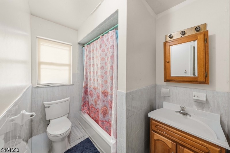39 Wainwright Street Newark NJ 07112