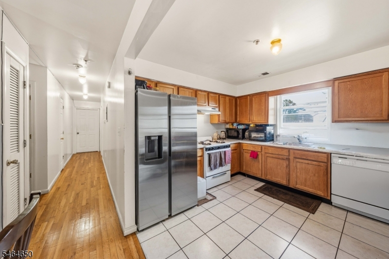 39 Wainwright Street Newark NJ 07112