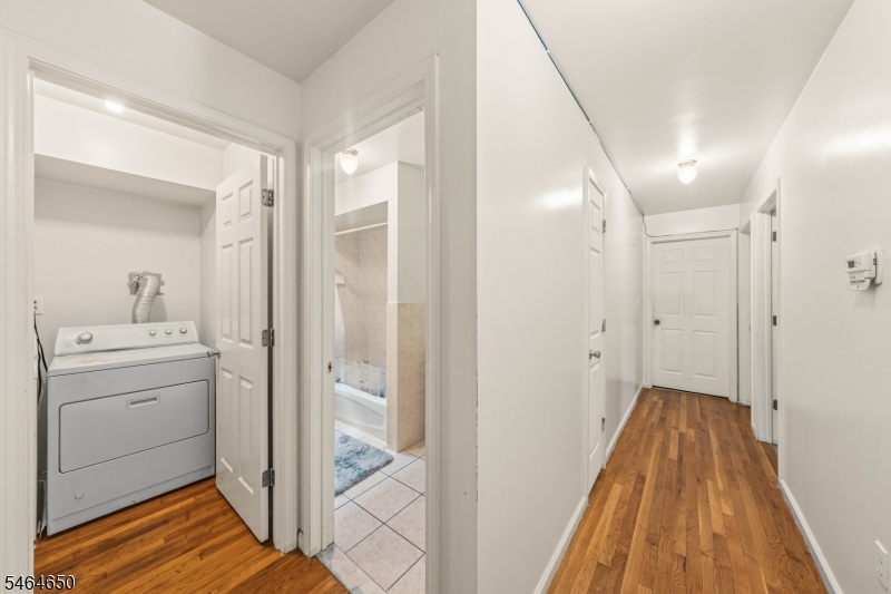 39 Wainwright Street Newark NJ 07112