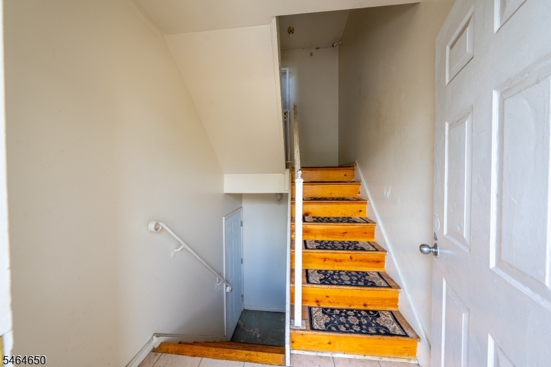 39 Wainwright Street Newark NJ 07112