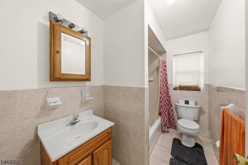 39 Wainwright Street Newark NJ 07112