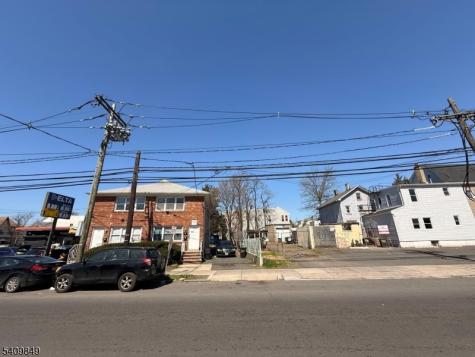 810 18TH Avenue Irvington NJ 07111