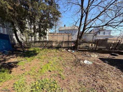 810 18TH Avenue Irvington NJ 07111