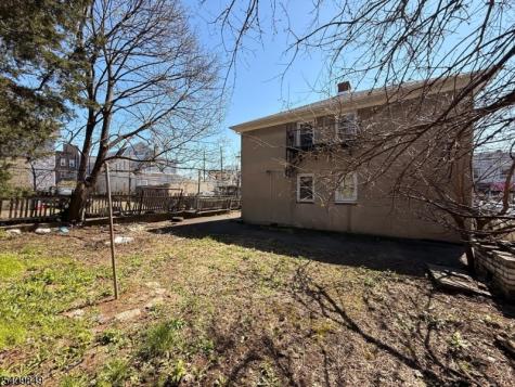 810 18TH Avenue Irvington NJ 07111