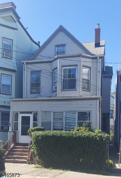 714 E 18th Paterson NJ 07501