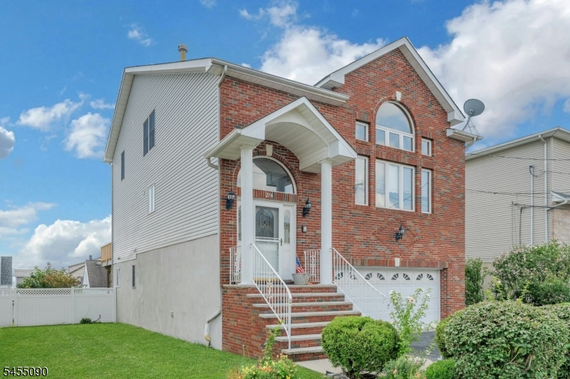 214 Van Buren Street Lyndhurst NJ 07071