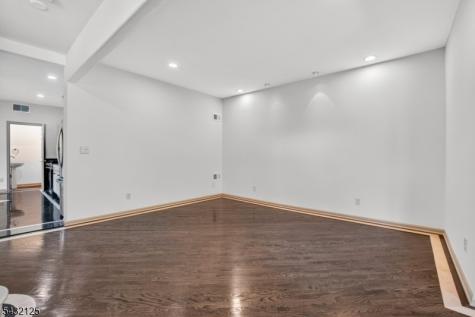 302 Walnut Avenue Cranford NJ 07016