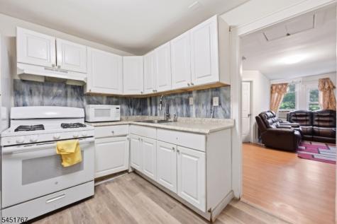 21 N 18th Street East Orange NJ 07017