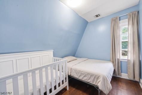 21 N 18th Street East Orange NJ 07017