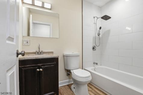 194 Hillside Avenue Newark NJ 07108