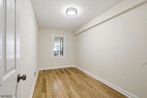 194 Hillside Avenue Newark NJ 07108