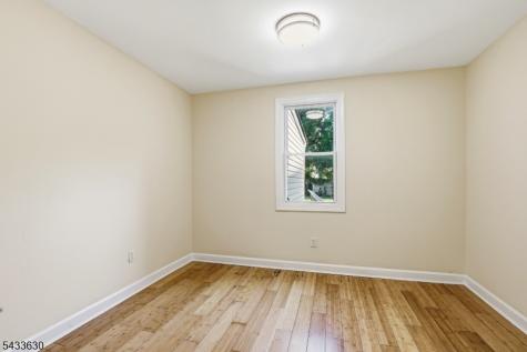 194 Hillside Avenue Newark NJ 07108