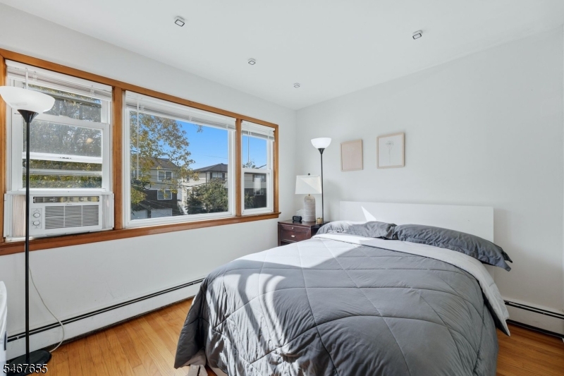 441 Willow Avenue Roselle Park NJ 07204