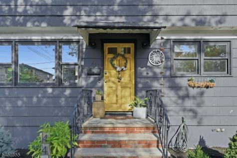 441 Willow Avenue Roselle Park NJ 07204