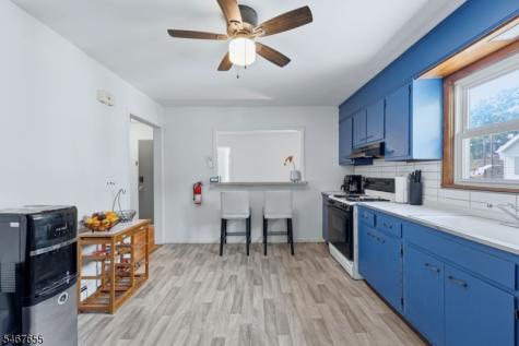 441 Willow Avenue Roselle Park NJ 07204