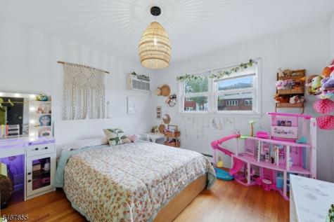 441 Willow Avenue Roselle Park NJ 07204