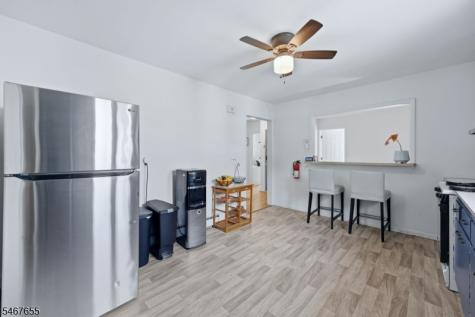 441 Willow Avenue Roselle Park NJ 07204