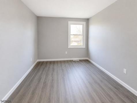 18 Girard Avenue East Orange NJ 07017