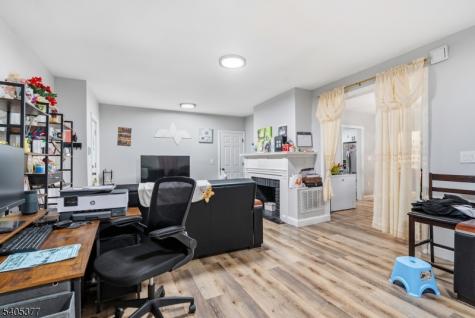 288 William Street East Orange NJ 07017