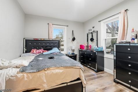 288 William Street East Orange NJ 07017