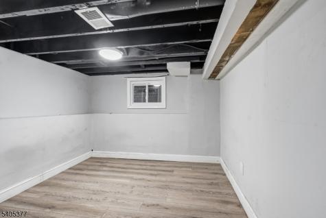 288 William Street East Orange NJ 07017