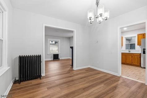288 William Street East Orange NJ 07017