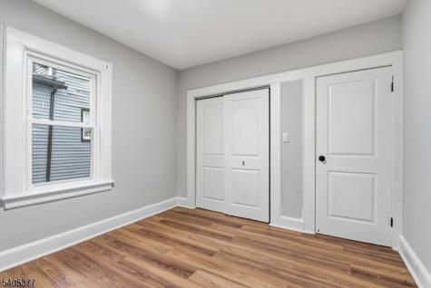 288 William Street East Orange NJ 07017
