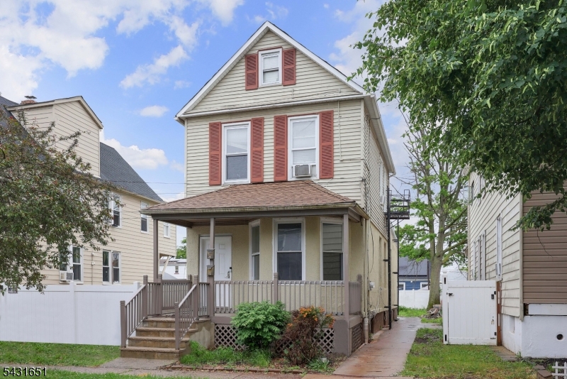16 E 19th Street Linden NJ 07036