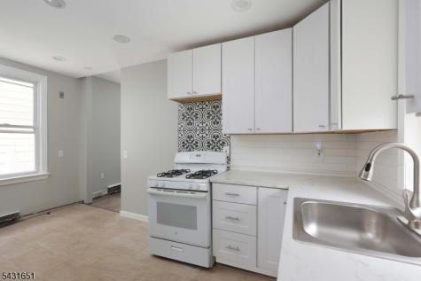 16 E 19th Street Linden NJ 07036