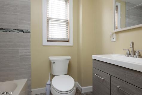 16 E 19th Street Linden NJ 07036