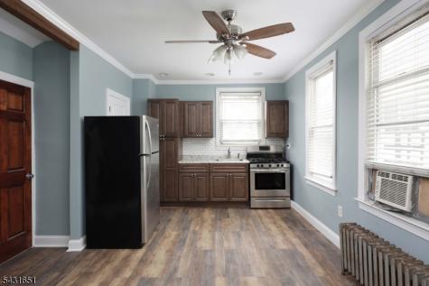 16 E 19th Street Linden NJ 07036