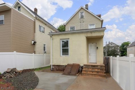 16 E 19th Street Linden NJ 07036