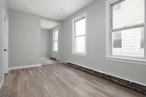 16 E 19th Street Linden NJ 07036